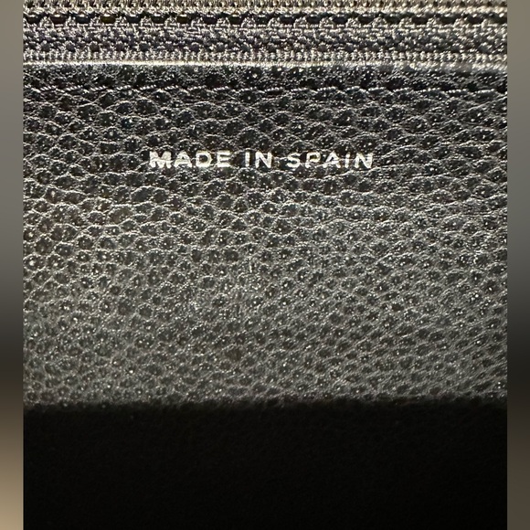 Chanel wallet on a chain - Picture 6 of 9